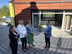 Direktorica Kantonalnog centra za socijalni rad Sarajevo sa šeficom Službe socijalne zaštite Općine Centar i šeficom Službe socijalne zaštite Općine Hadžići posjetila Sumero